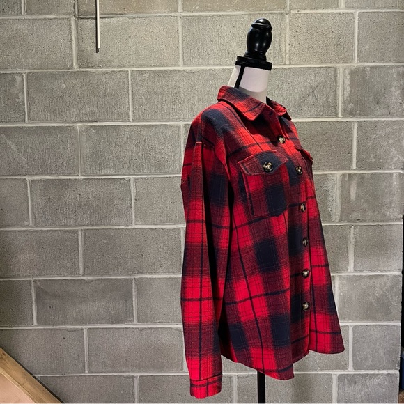 Julia Rose flannel shirt.
*BLACK FRIDAY SPECIAL* - Picture 3 of 7